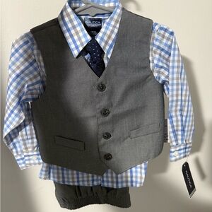 Brand new- never worn toddler boy suit 18months